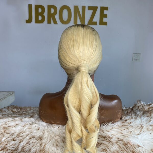 360 frontal lace blonde 22inches